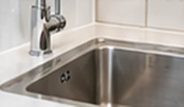 Kitchen sink with new silicone seal